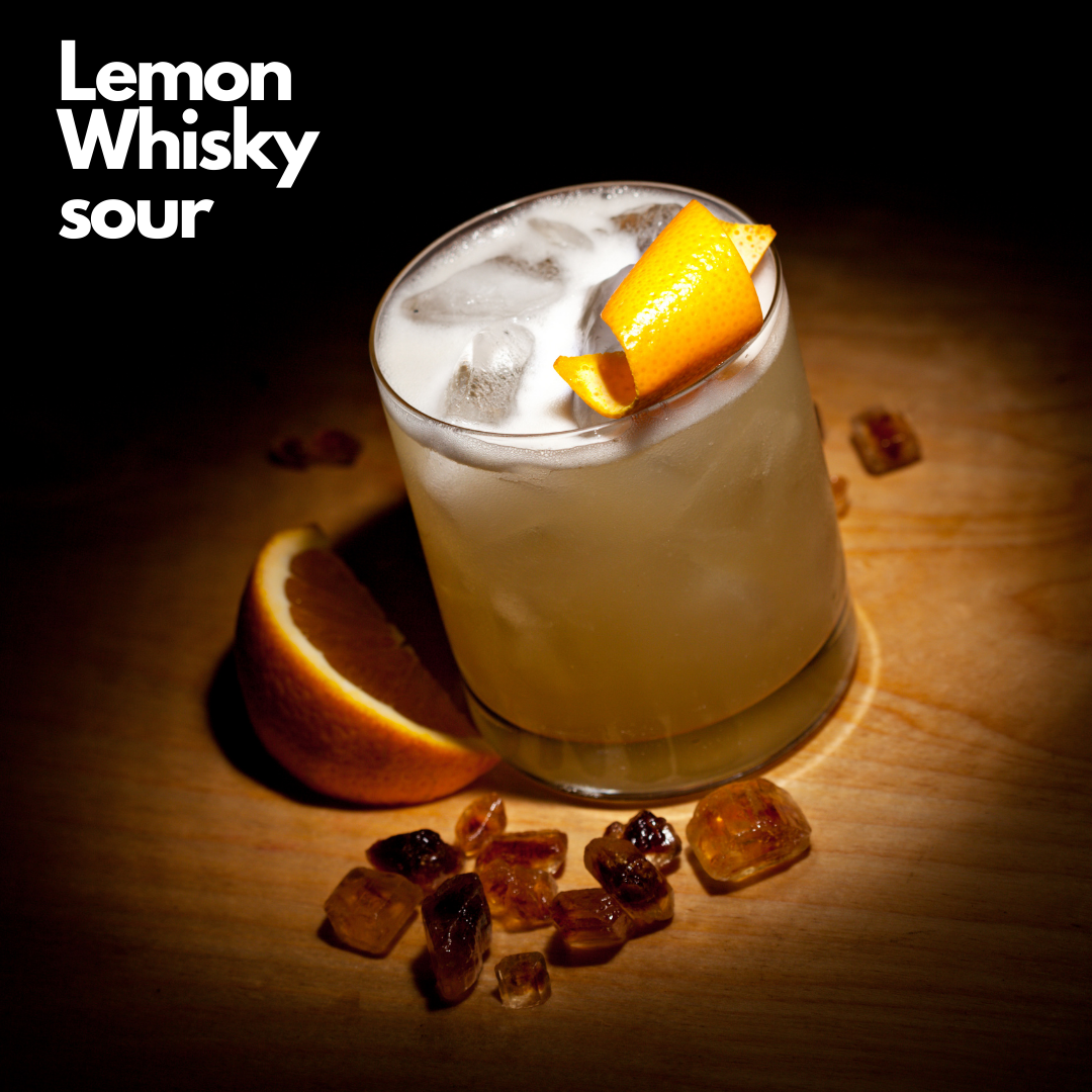 Lemon Whisky sour cocktail